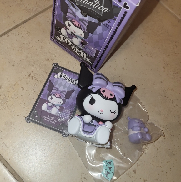 MINISO Lucky Divination Kuromi *Mysterious Tarot* Figure - Picture 4 of 4